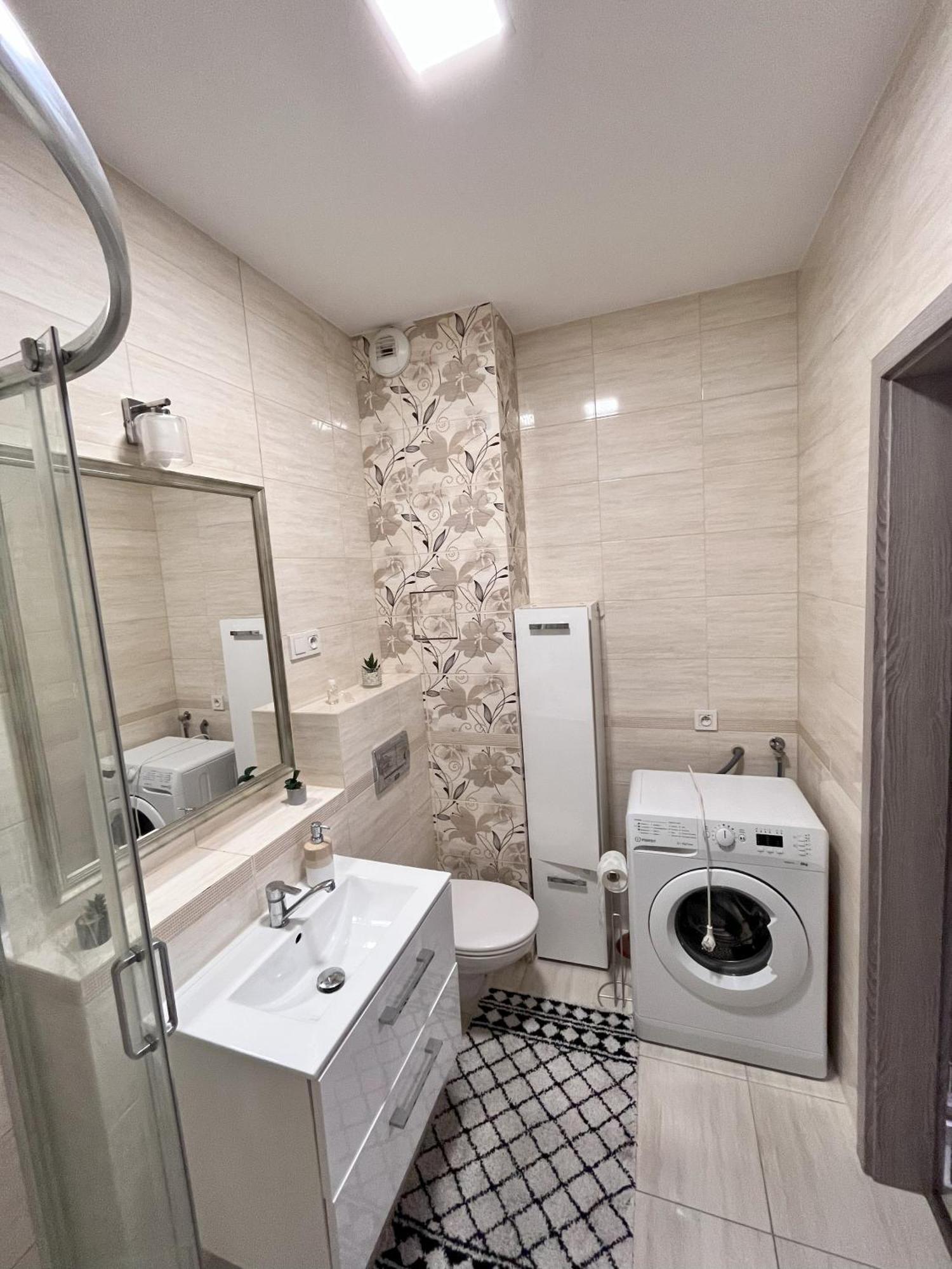 Apartment Metro Slodowiec Free Parking Warszawa Eksteriør bilde
