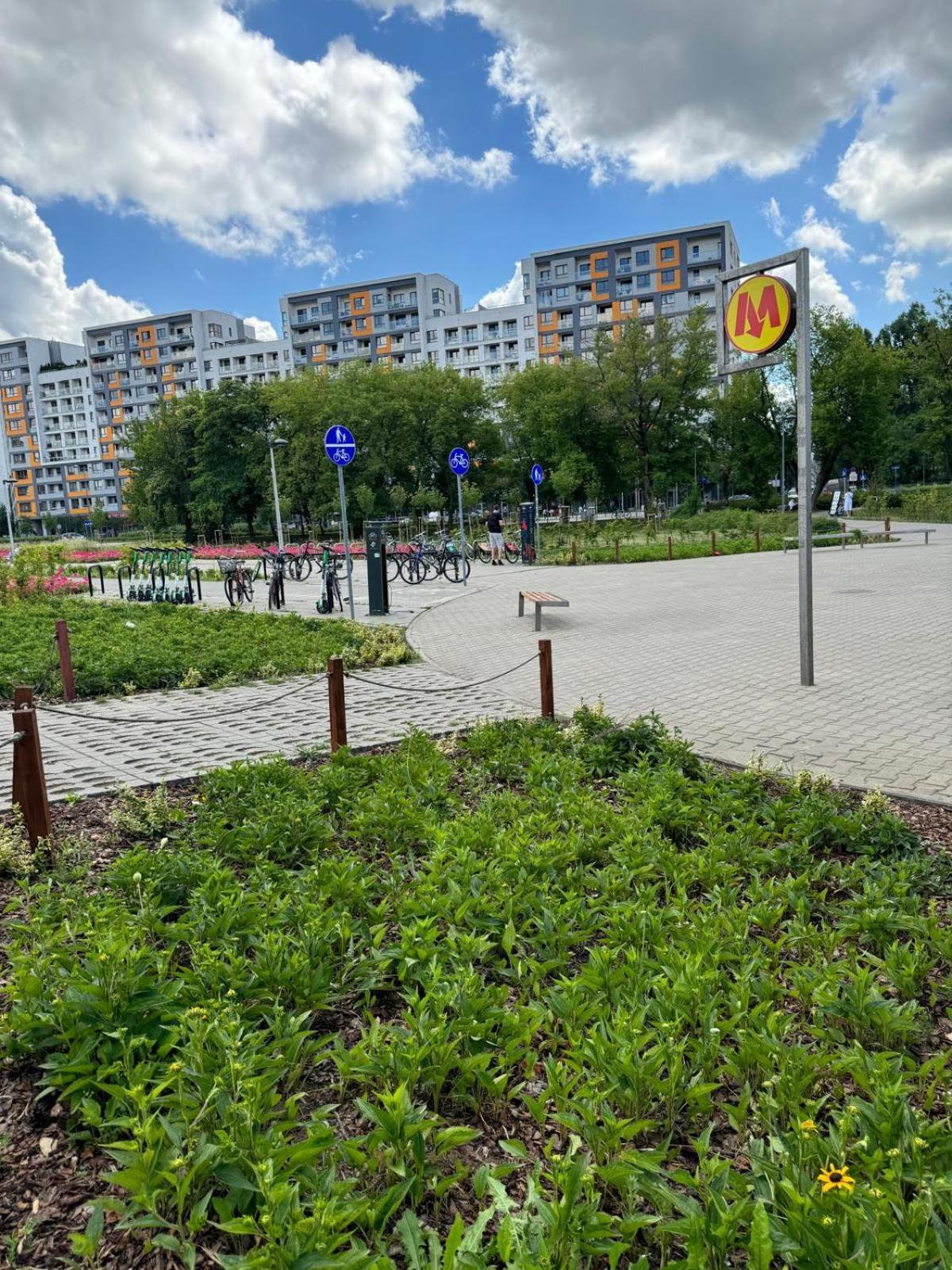 Apartment Metro Slodowiec Free Parking Warszawa Eksteriør bilde